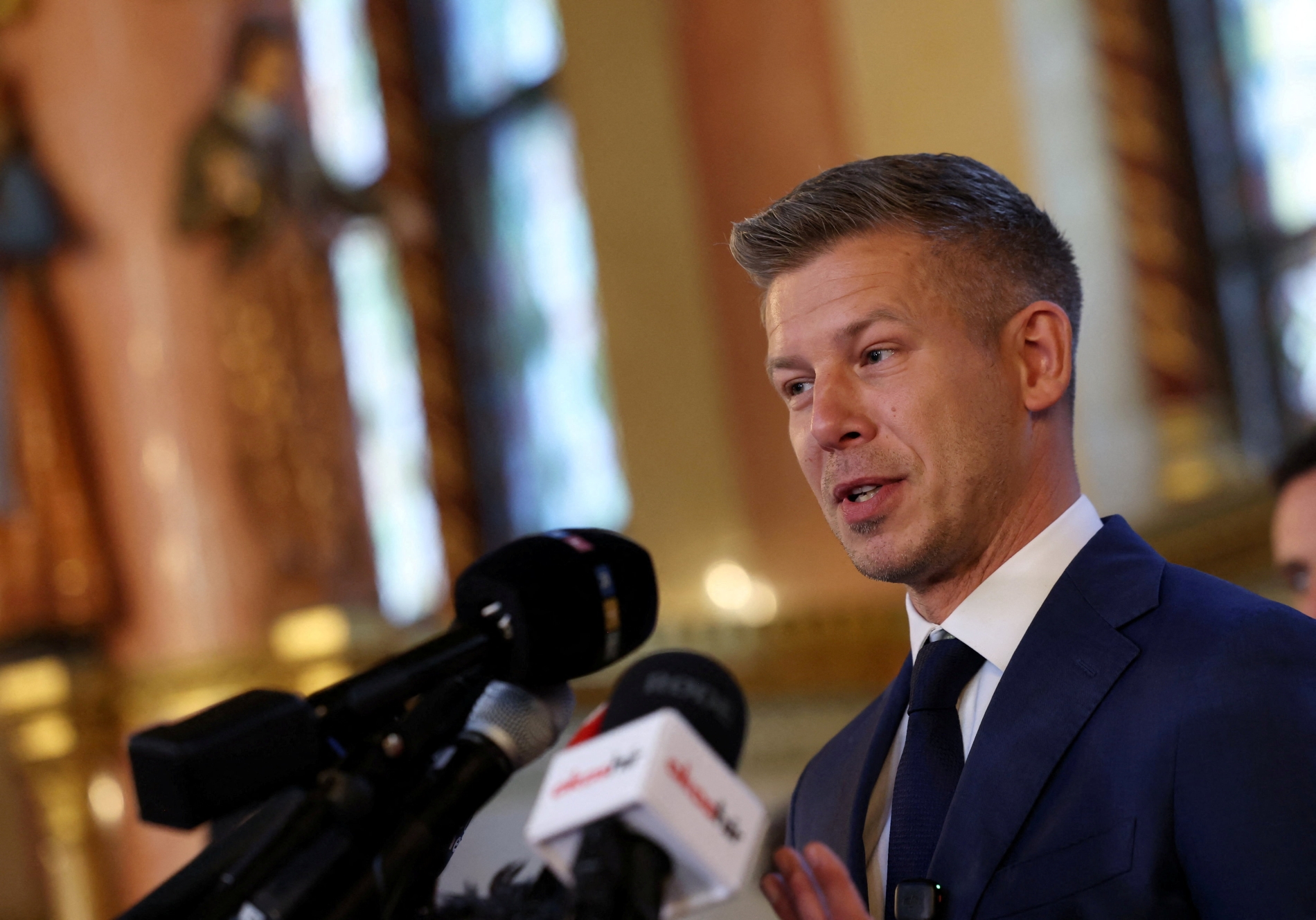 REUTERS/Bernadett Szabo