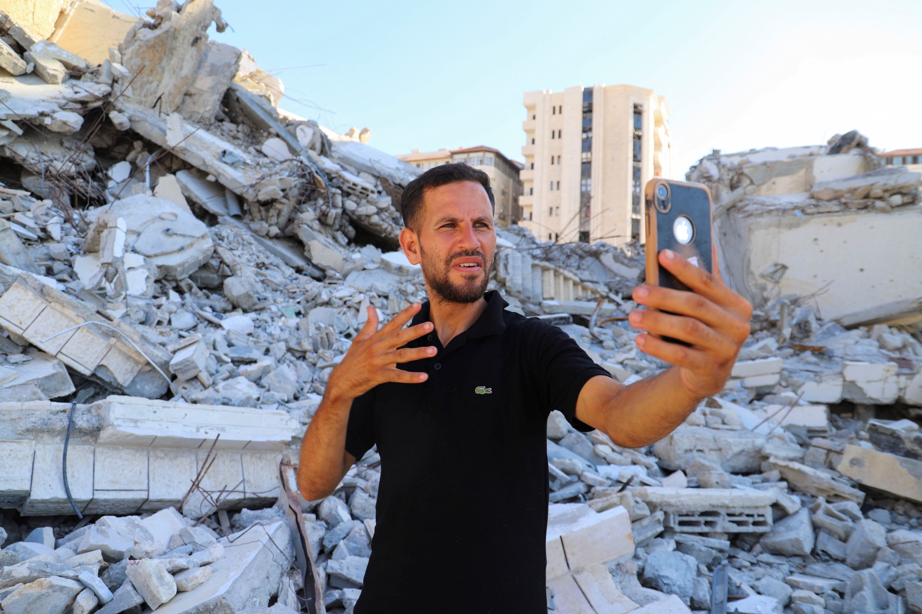 Ebrahim Hajjaj / REUTERS