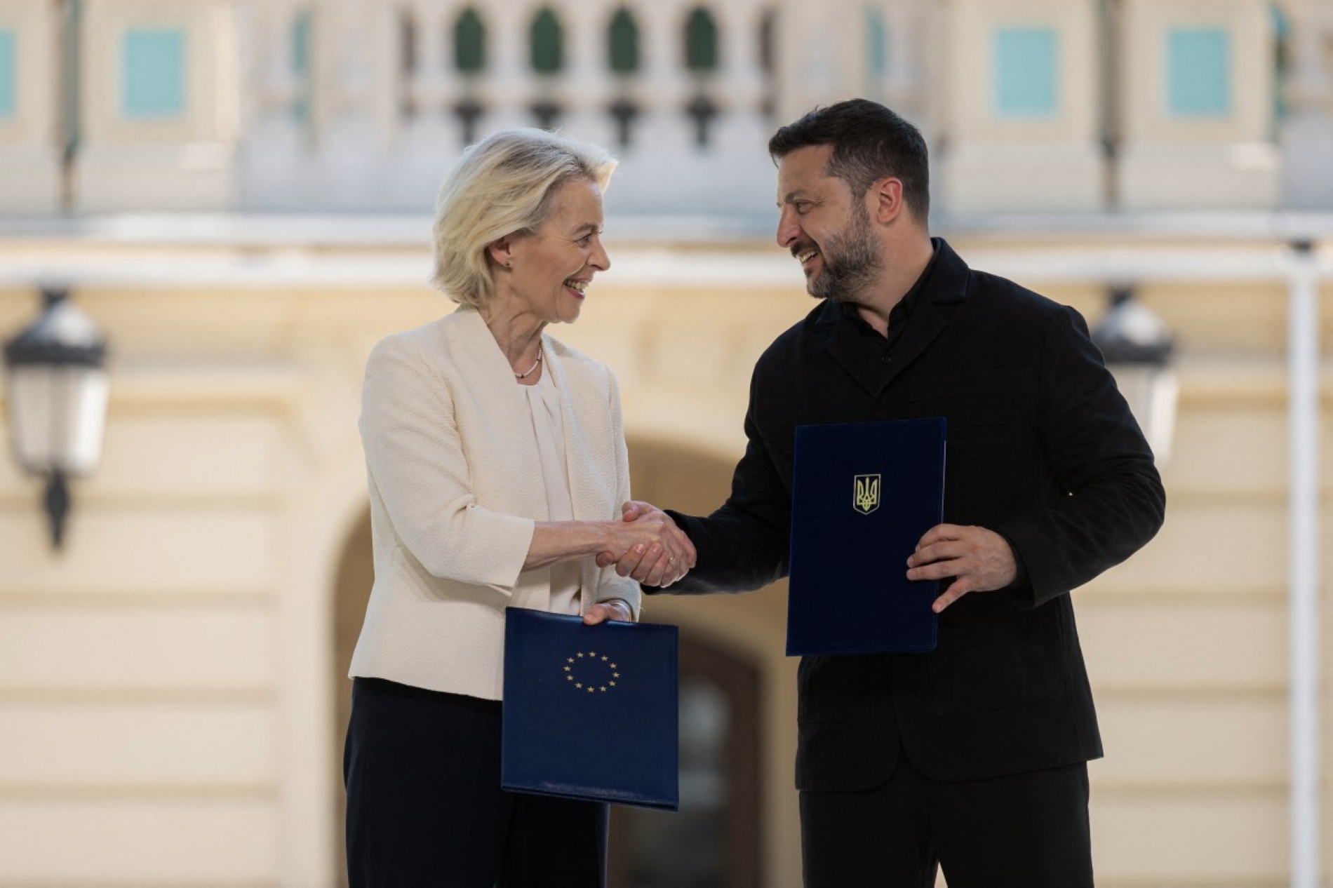 أ ف ب