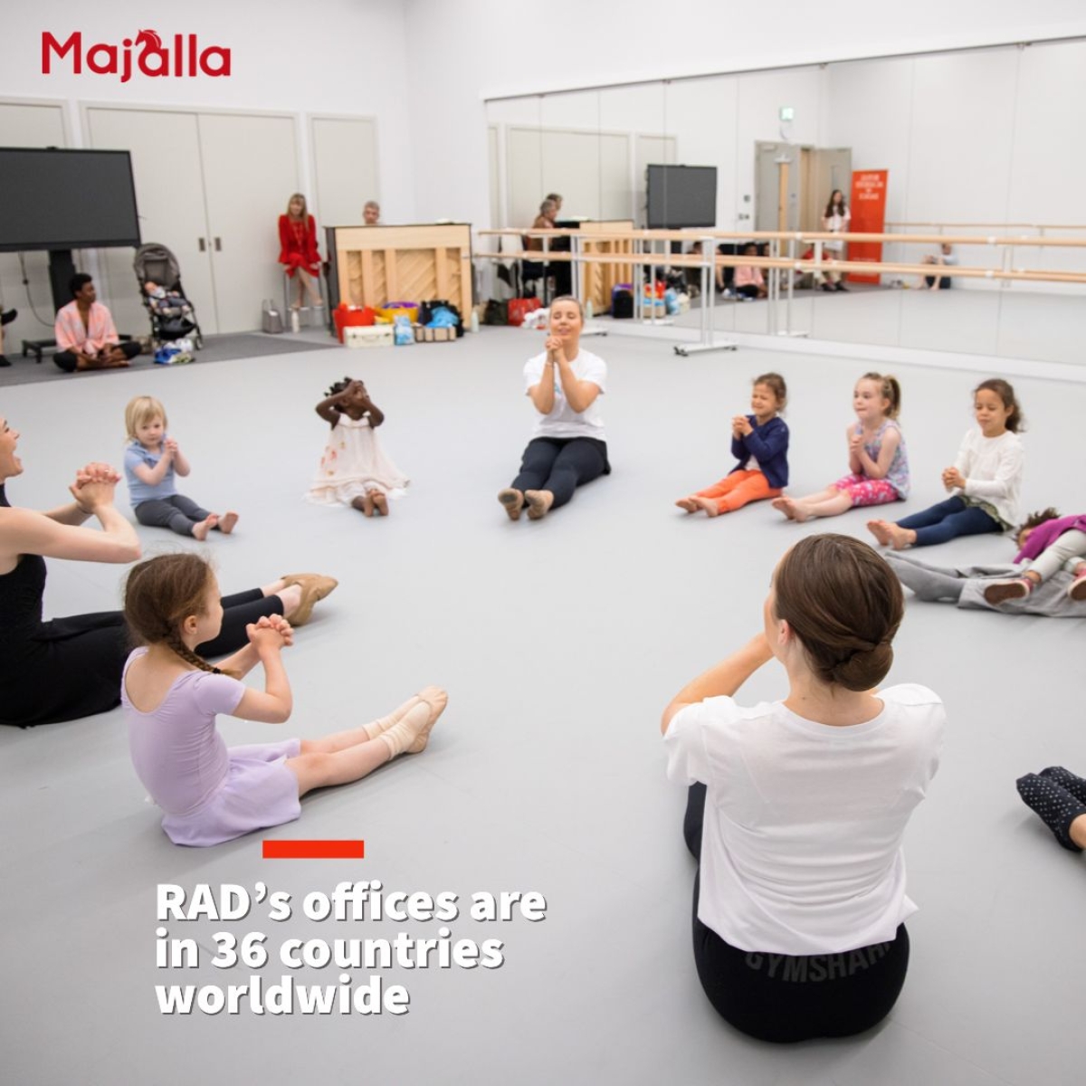 Royal Academy of Dance: Conveying Passion for Dance Through Elegance and Beauty