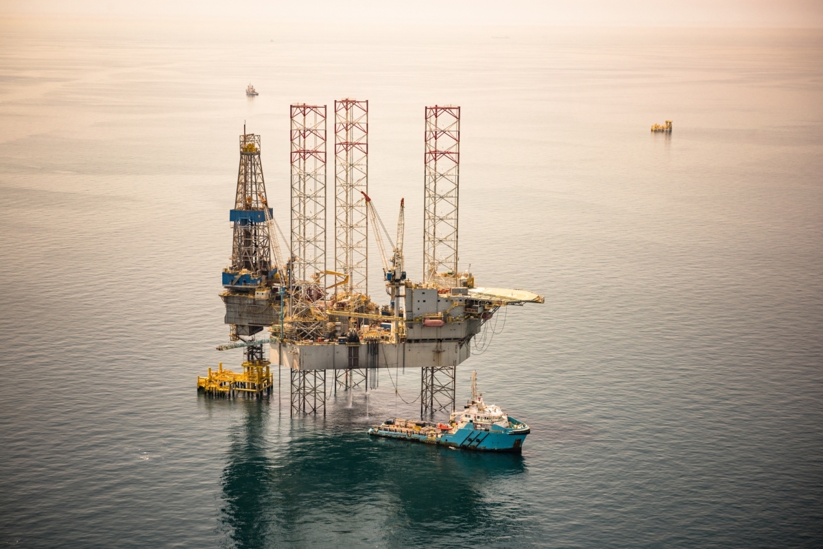 A Saudi Aramco rig in the HSBH field north of Dhahran in the eastern province of Saudi Arabia. 