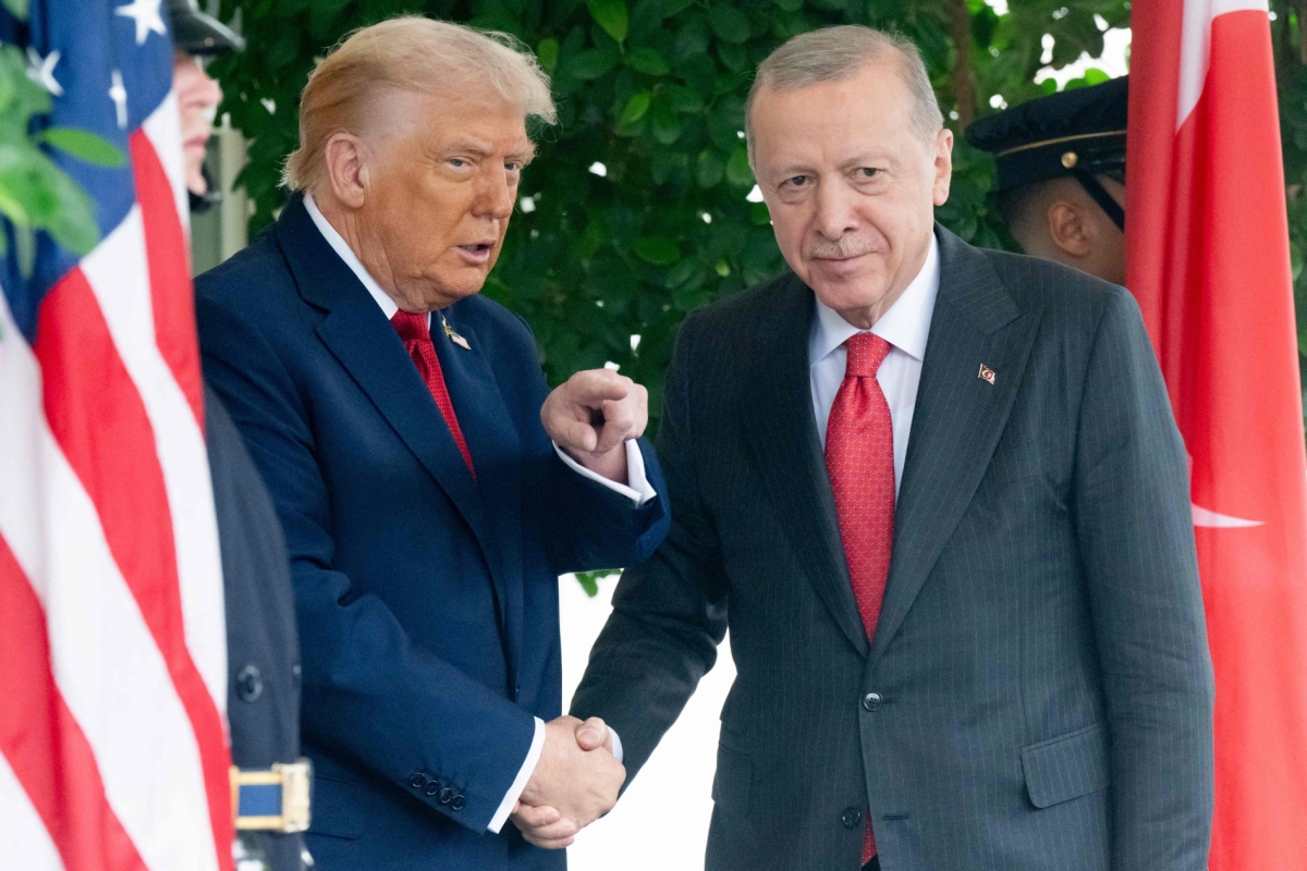 US President Donald Trump greets Türkiye's President Recep Tayyip Erdogan as Erdogan arrives at the White House in Washington, DC, on September 25, 2025. 