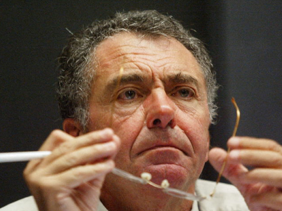 French philosopher Gilles Lipovetsky, during his participation in a workshop at HEC on 27 August 2003.