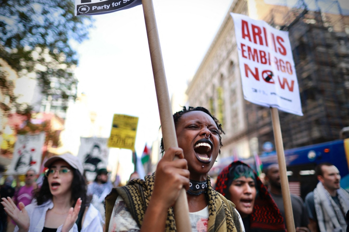 Protesters march during the "Rise Up for Gaza" international day of action at Washington Square Park, New York City, on 4 October 2025. 