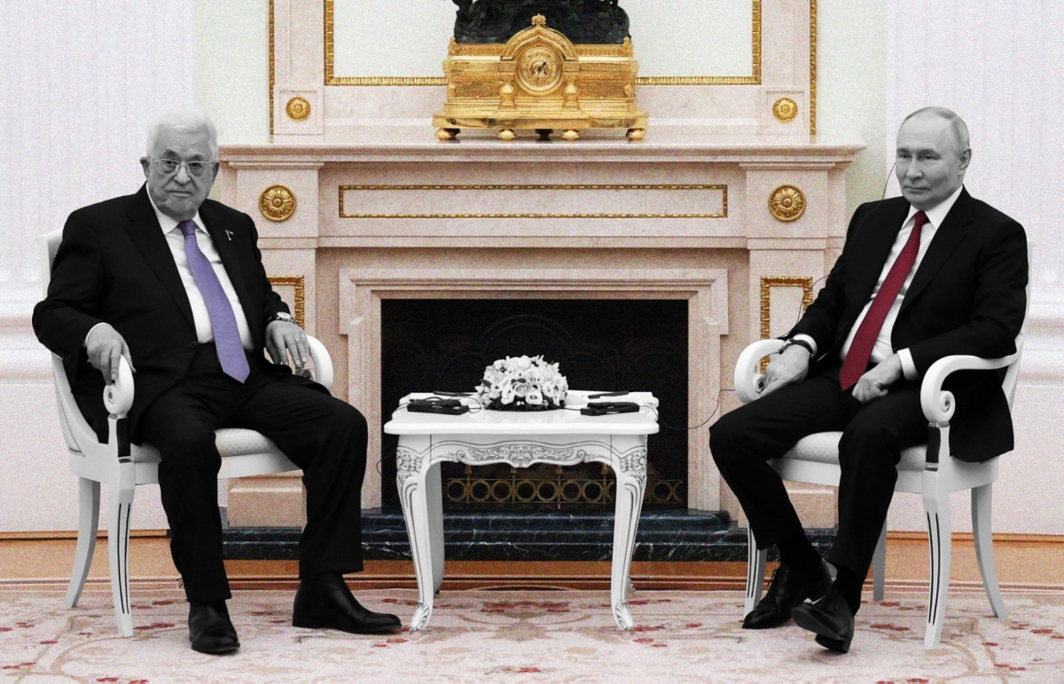 Palestinian Authority President Mahmoud Abbas (L) meets Russian President Vladimir Putin in Moscow on 22 January 2026.