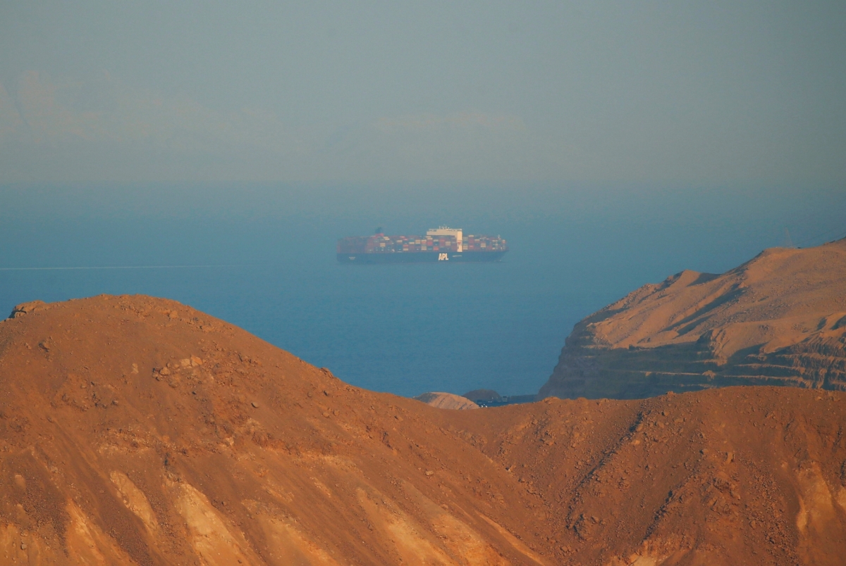 A container ship crosses the Gulf of Suez towards the Red Sea before entering the Suez Canal, in El Ain El Sokhna in Suez, east of Cairo, Egypt, on 24 April 2017. 