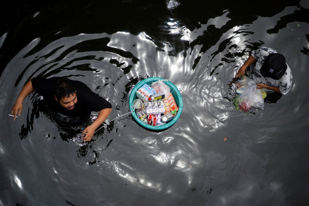 REUTERS/Athit Perawongmetha 