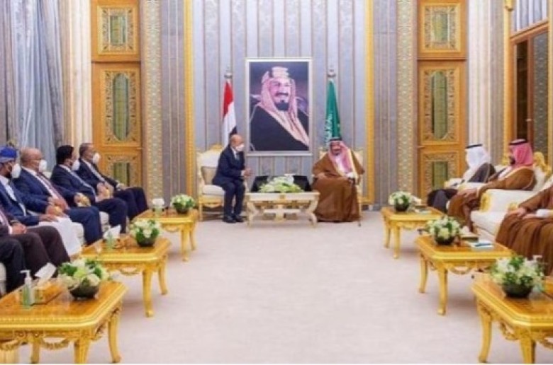 ملک سلمان بن عبد العزیز خادم حرمین شریفین در ماه آوریل رشاد العلیمی رئیس شورای رهبری ریاستی یمن را به حضور پذیرفت