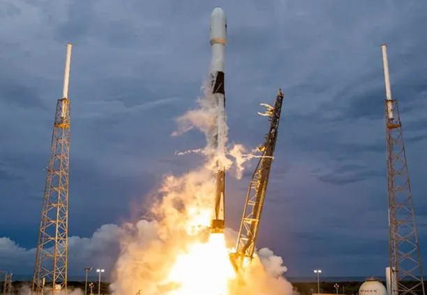 وكالة الفضاء المصرية تطلق قمرا صناعيا للاستشعار من بعد