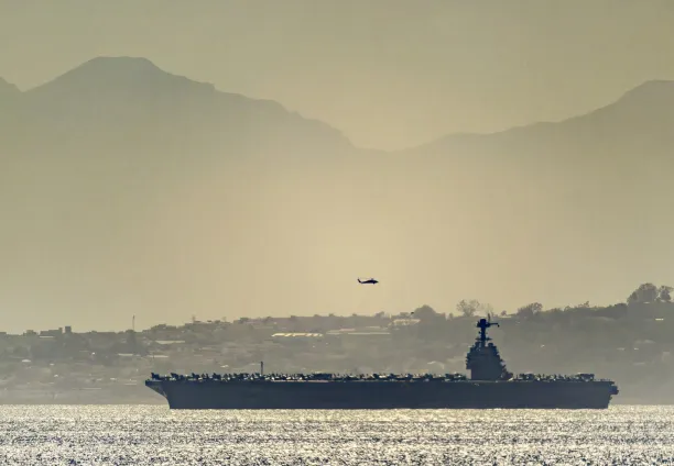 حاملة الطائرات الأميركية "يو إس إس جيرالد فورد" تعبر مضيق جبل طارق، 20 فبراير 2026