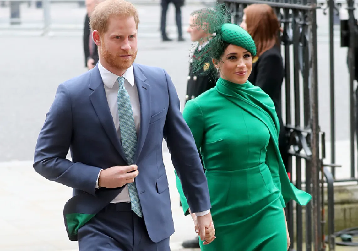 بعد تخليهما عن دورهما في العائلة المالكة .. هاري وميغان يؤسسان جمعية خيرية