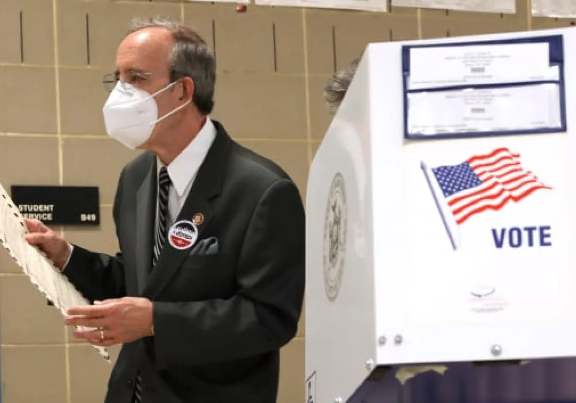 High-Profile Clashes at Pivotal Democratic Primaries