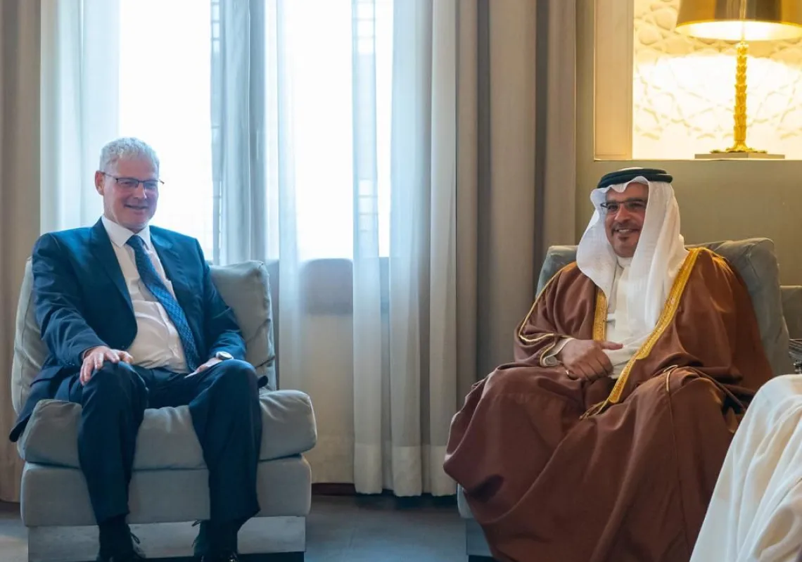 Bahraini Prime Minister Salman bin Hamed during his meeting with Israel’s Director General at the Ministry of Foreign Affairs Alon Ushpiz. (Credit: NCC Bahrain)