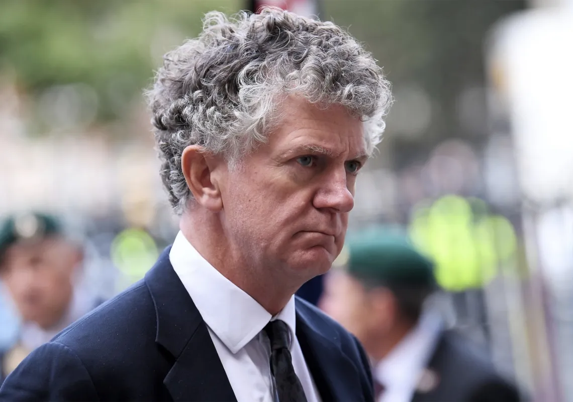 The UK's National Security Advisor Jonathan Powell, who has a track record of helping enemy combatants agree terms.