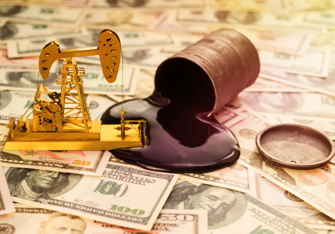 ترقب عالمي لمسار النفط والدولار