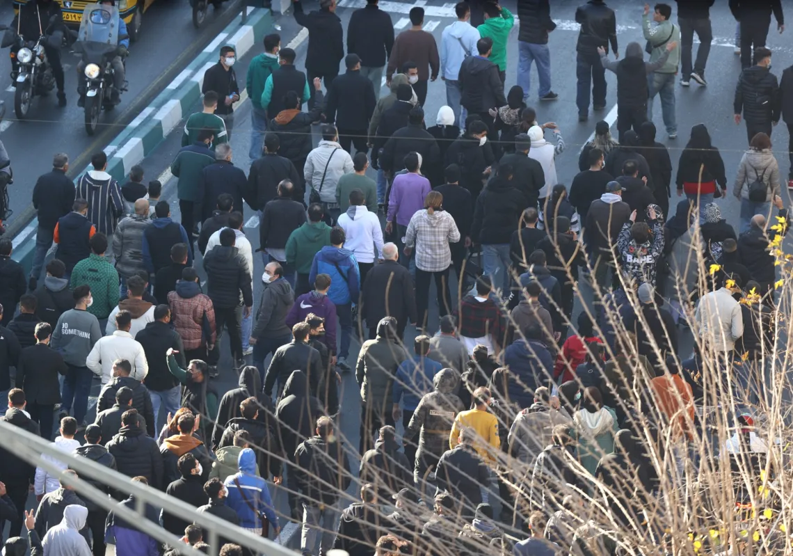 متظاهرون في وسط طهران في 29 ديسمبر
