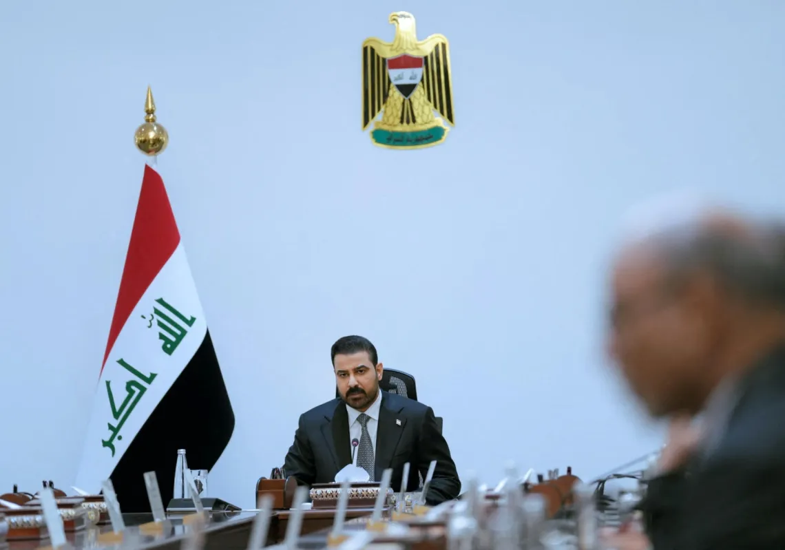 المجلس الوزراي للأمن الوطني في العراق يعقد اجتماعاً طارئاً برئاسة رئيس الوزراء  والقائد العام للقوات المسلحة علي فالح الزيدي، لبحث آخر المستجدات الأمنية والهجوم الأخير ضد مواقع داخل العراق