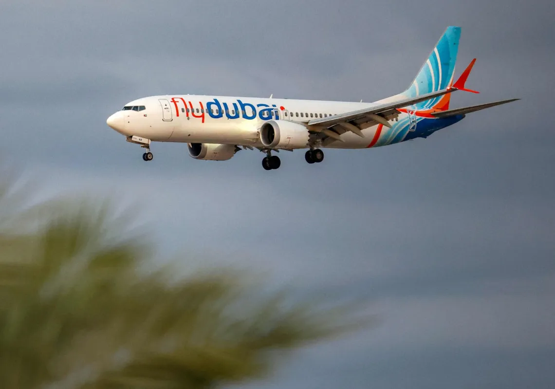 طائرة بوينغ 737 ماكس 8 التابعة لفلاي دبي أثناء هبوطها في مطار بن غوريون بإسرائيل