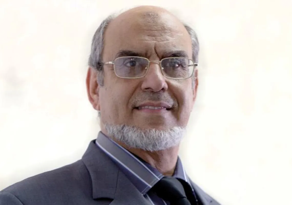 The Tightrope Prime Minister