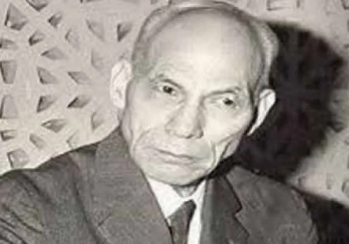 حافظ إسماعيل... القدوة والنموذج في نظام السادات